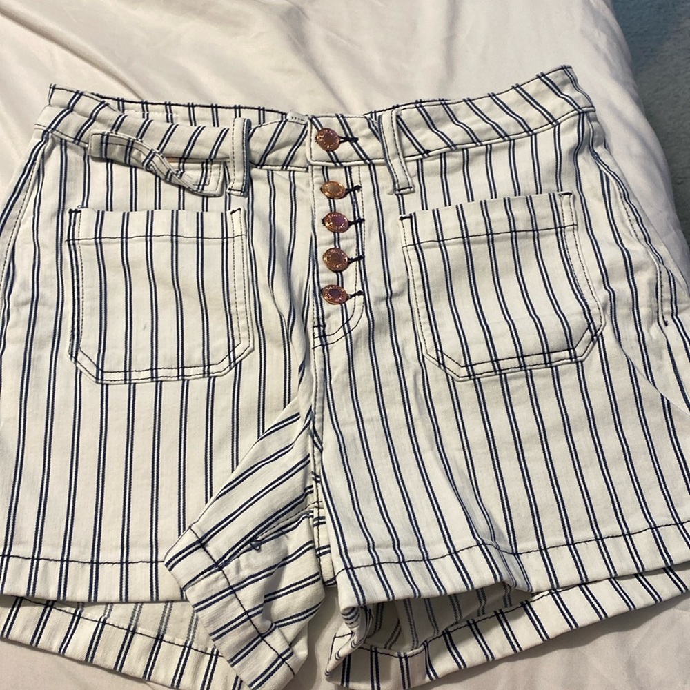 Judy blue shorts